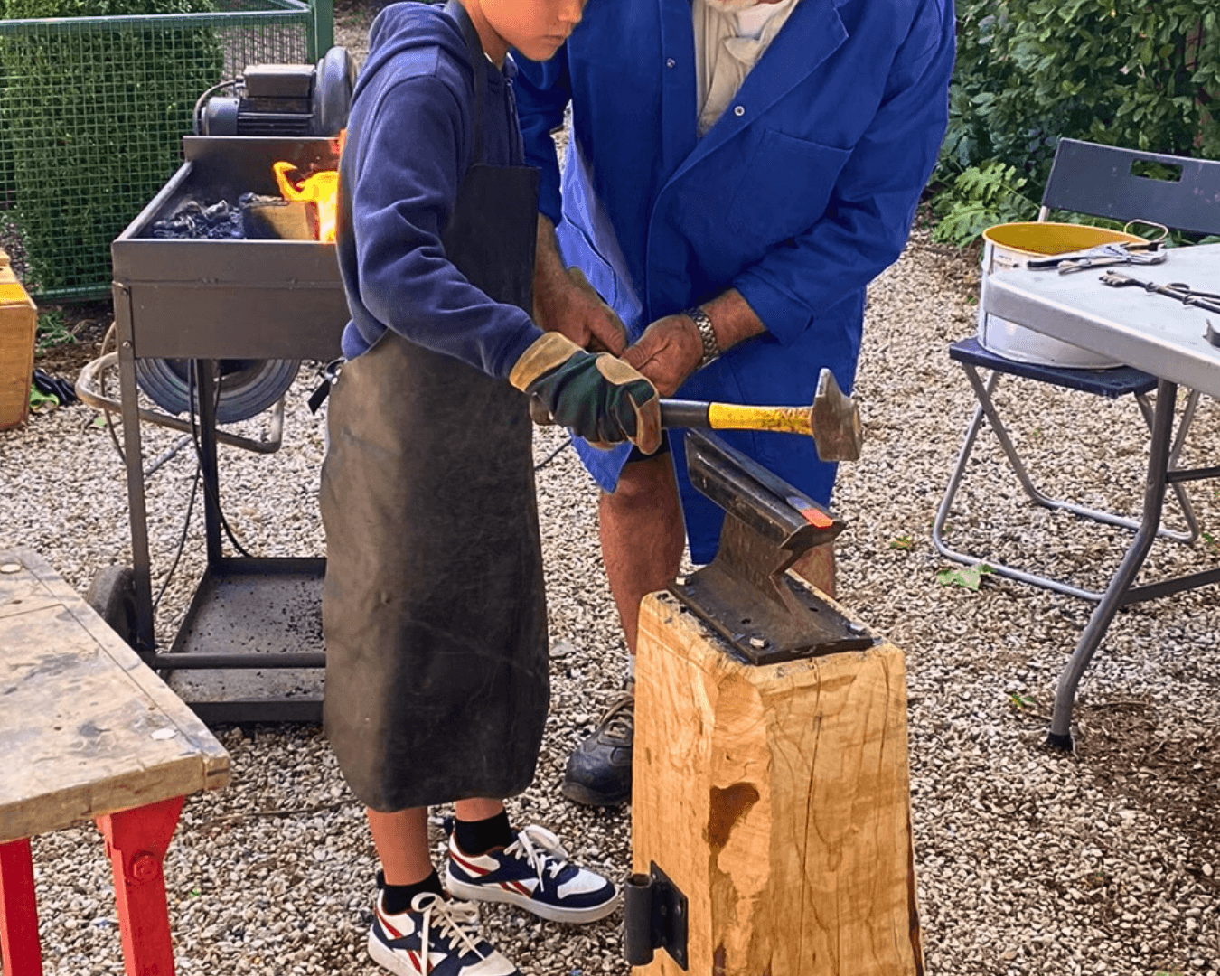 L'association L'Outil en Main Pantin célèbre le patrimoine et la transmission artisanale lors de l'événement Patrimoine en transmission | L'Outil en Main France