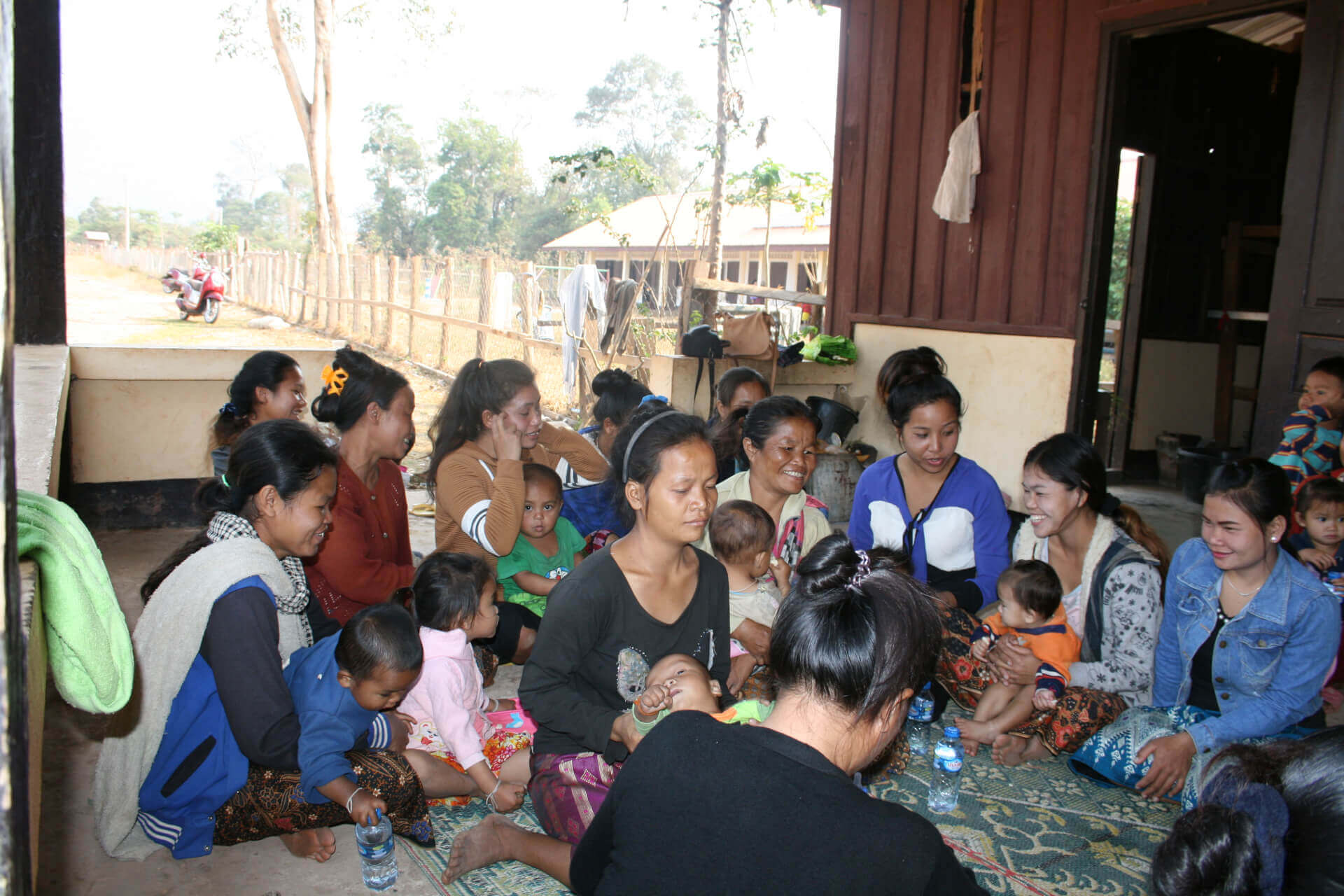 Réunions de groupes de mères | Sourires d'Enfants