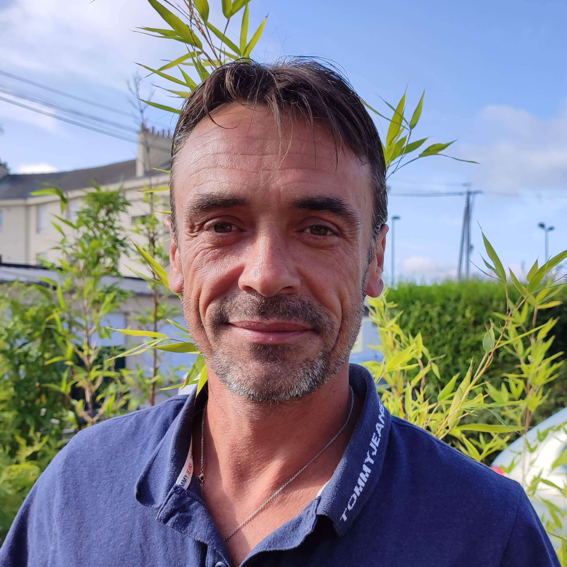 Loïc | Coeur ouvert et main tendue