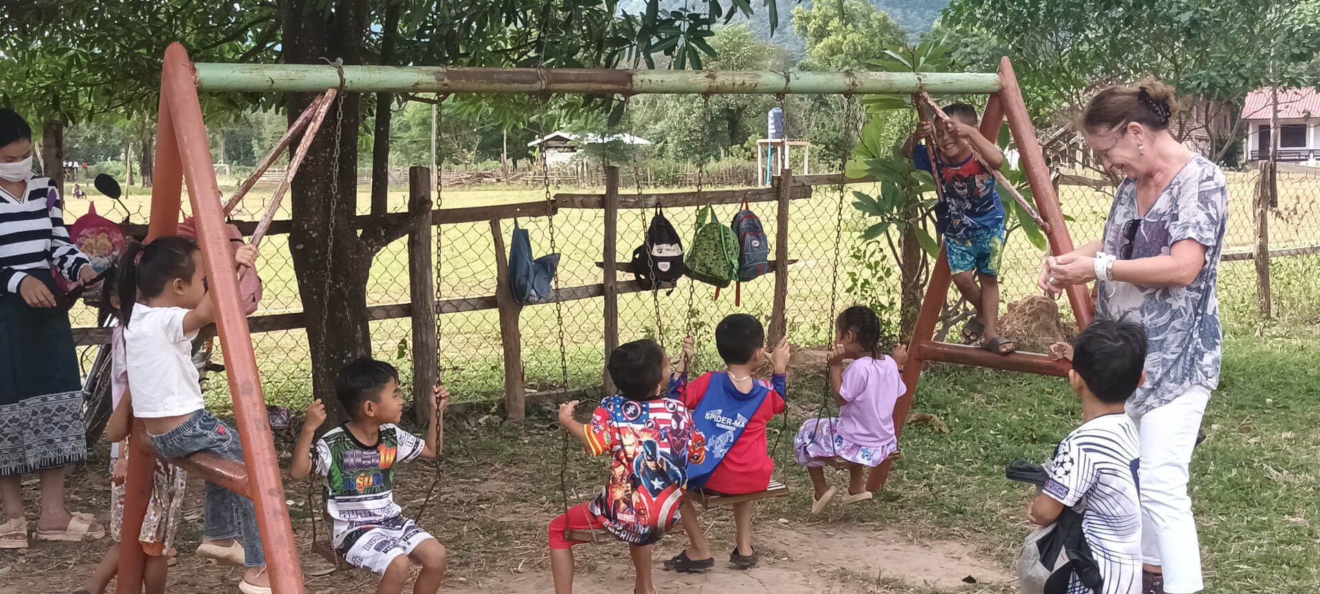Laos – Mission à Lang Khang, Boualapha et Nong Bok | Sourires d'Enfants