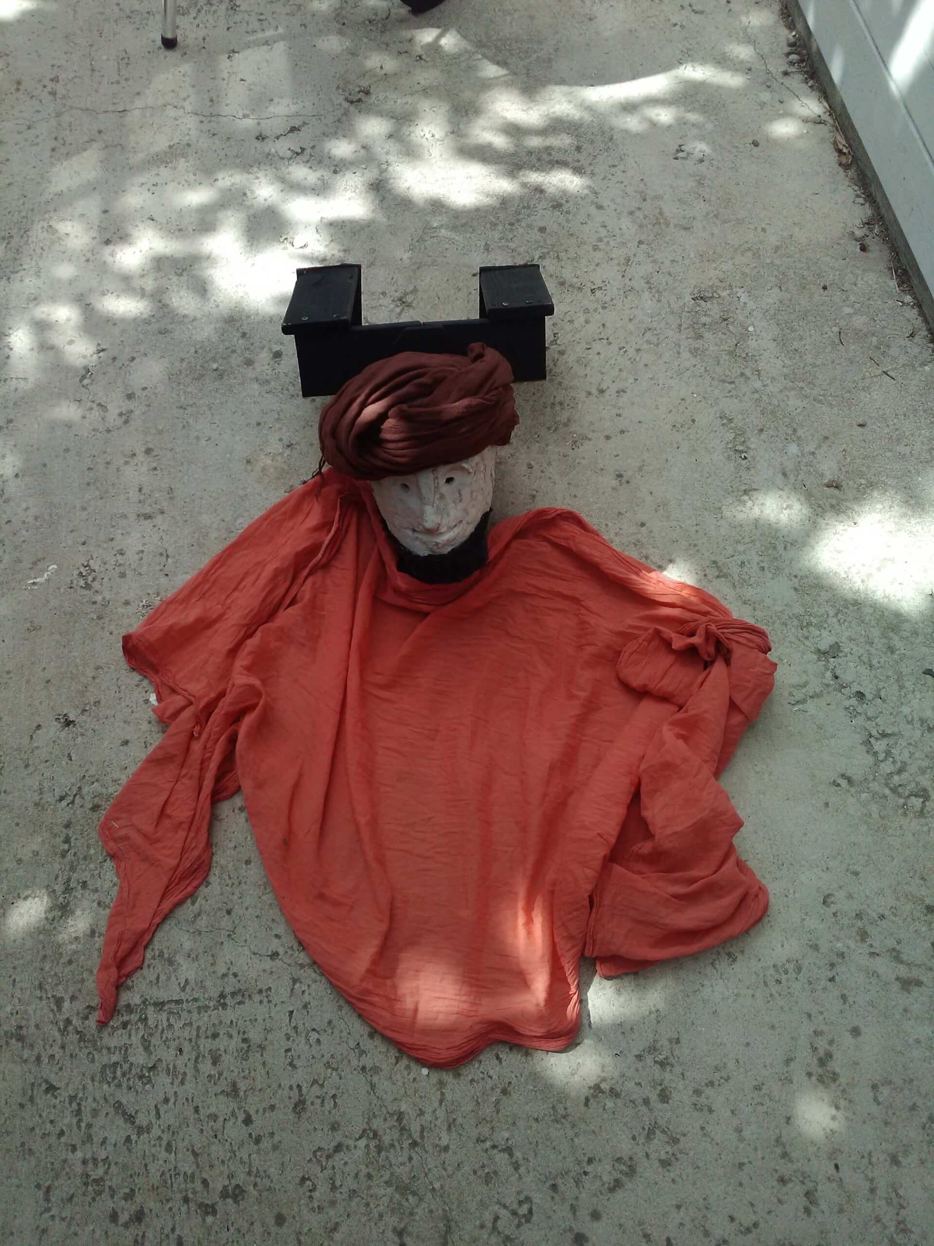 Ferdinand la marionnette portée | L’Art sans Gène