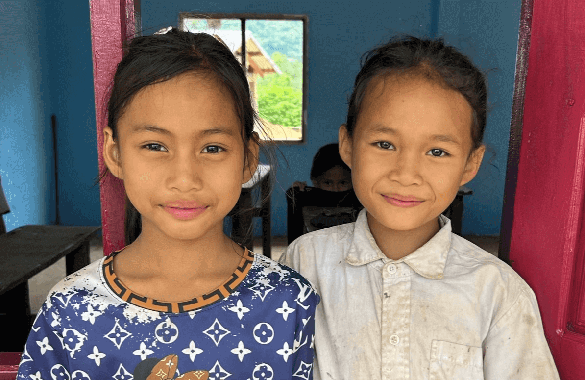 Sourires d’Enfants : Des Rires, de l'Espoir et un Avenir Lumineux | What The Web