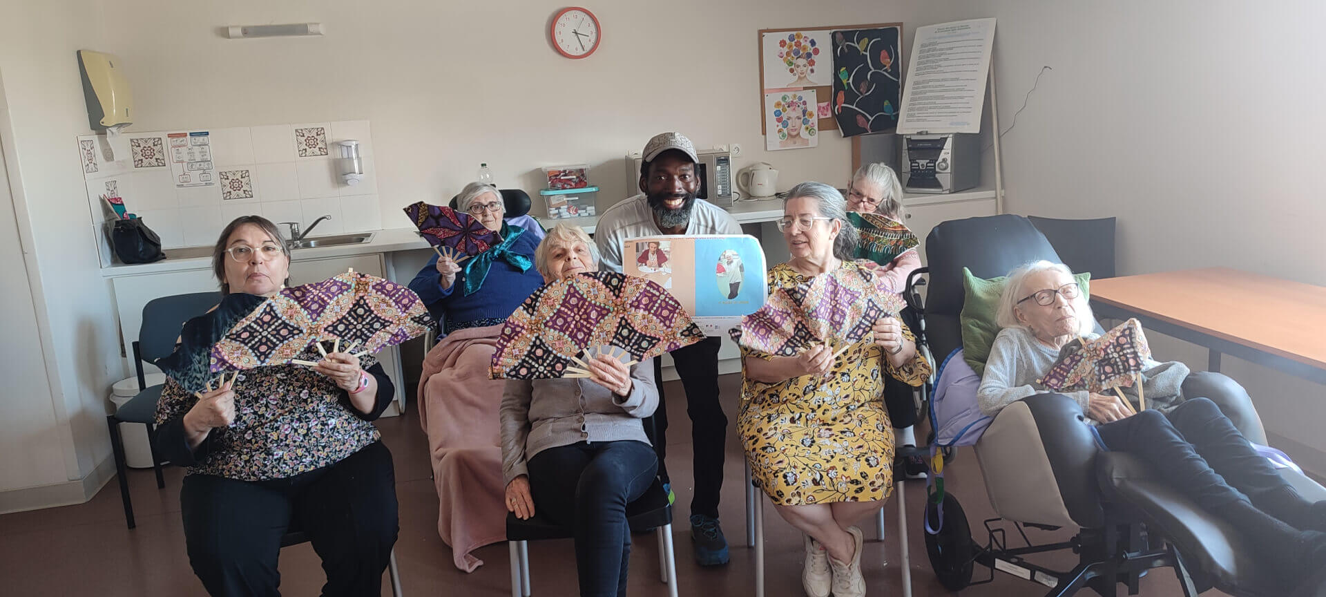 ATELIER DES EVENTAILS PERSONNALISES | L’Art sans Gène