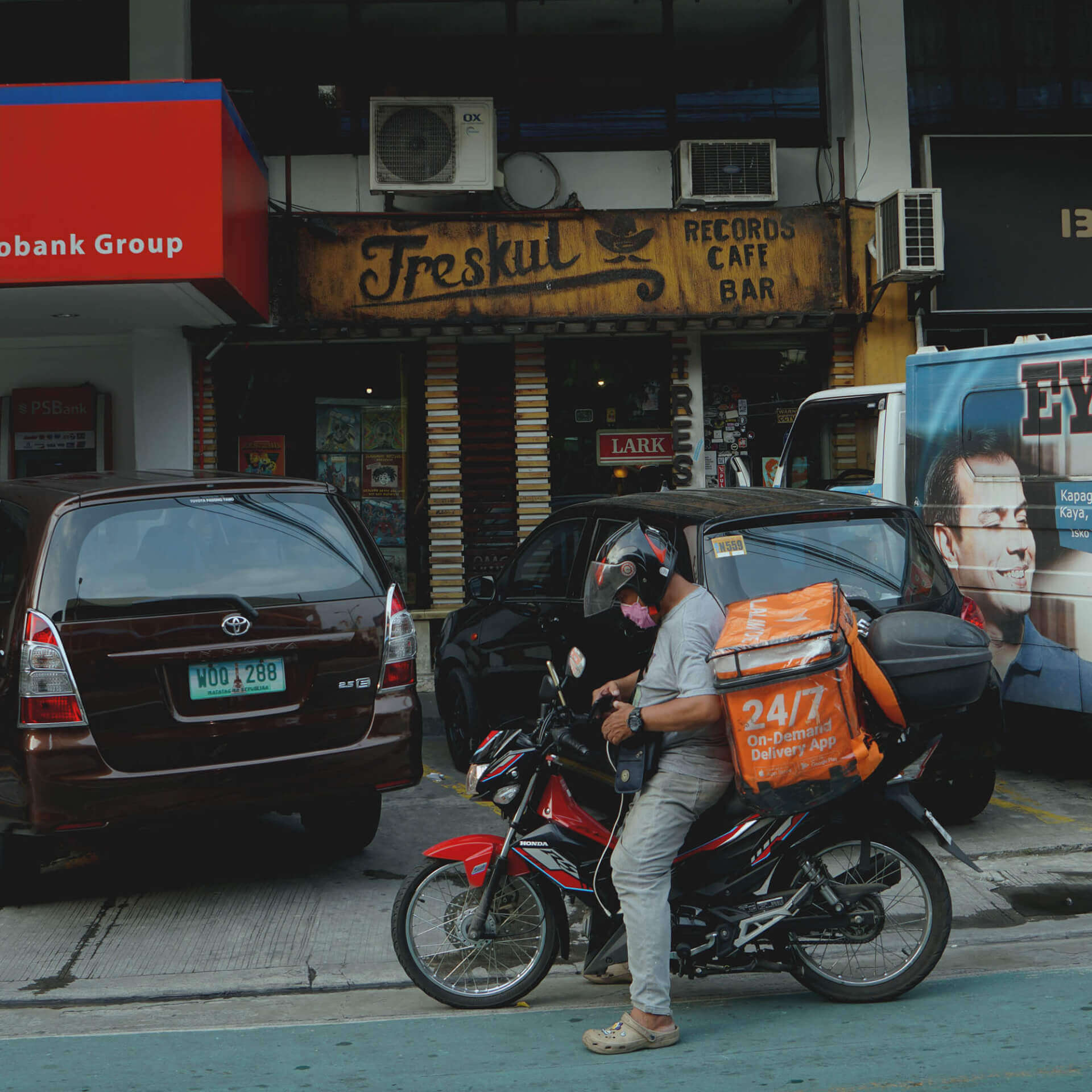 SPECIAL FILIPINO PLAYLIST | Star Wax Magazine