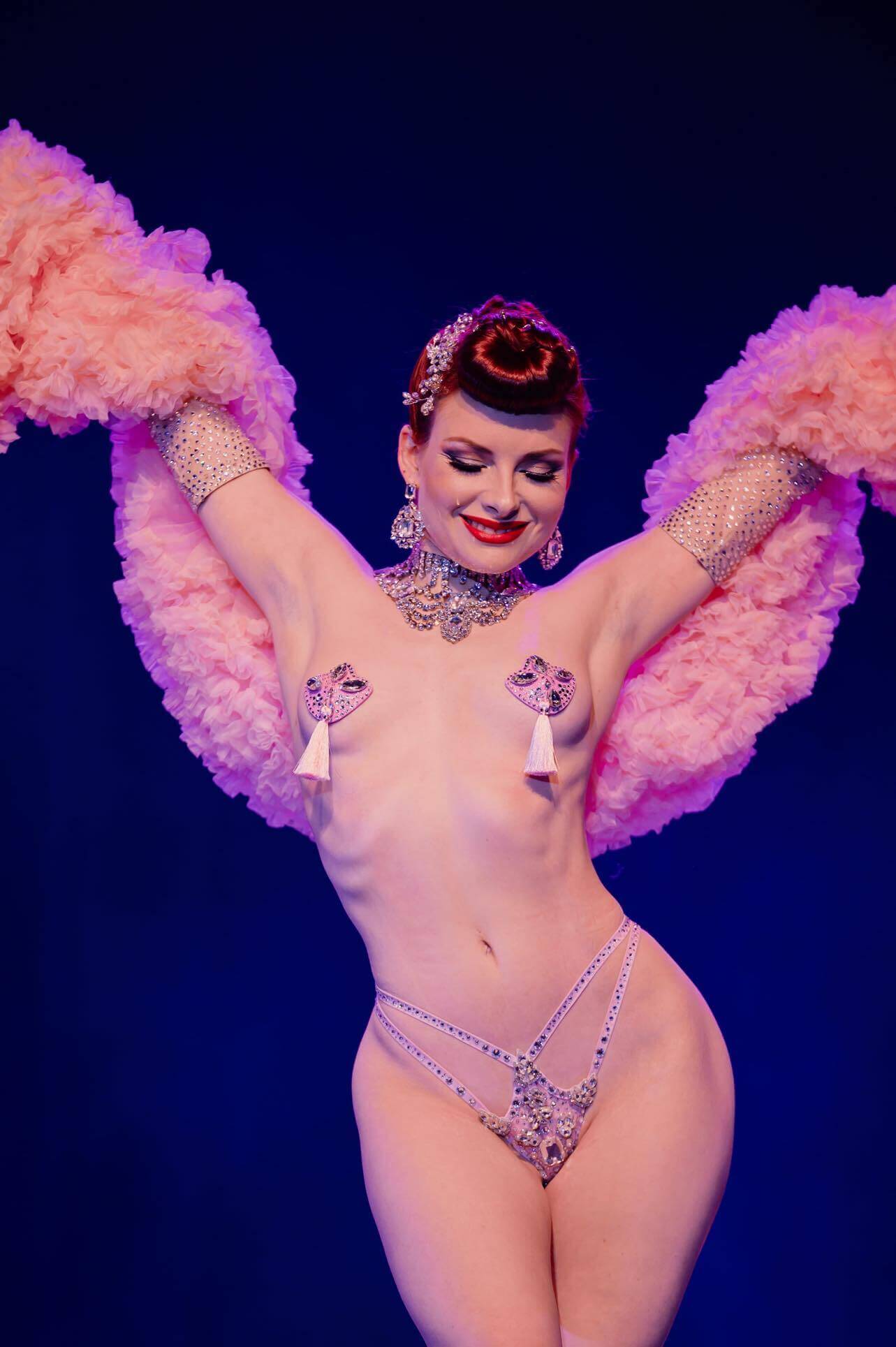 Caprice Bellflower | La Maison Burla