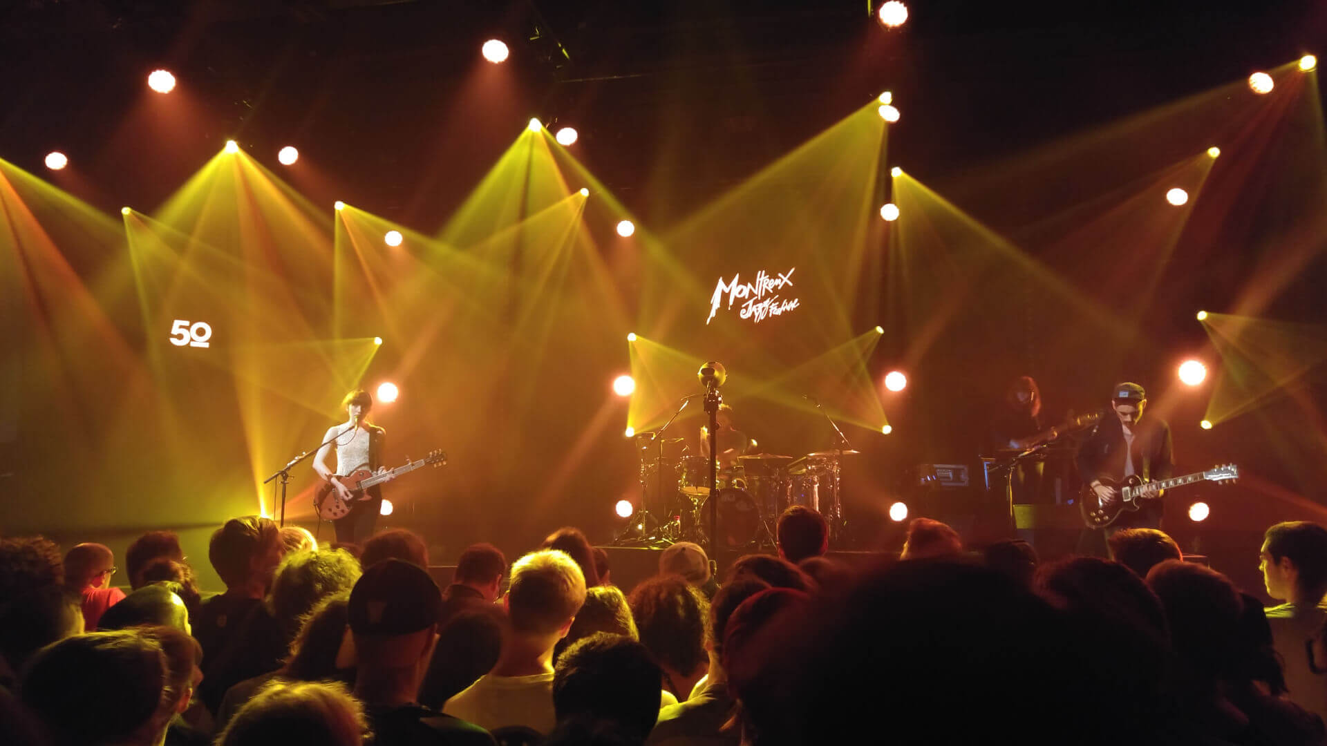 DAUGHTER, le trio britannique qui pique en plein coeur | TACK