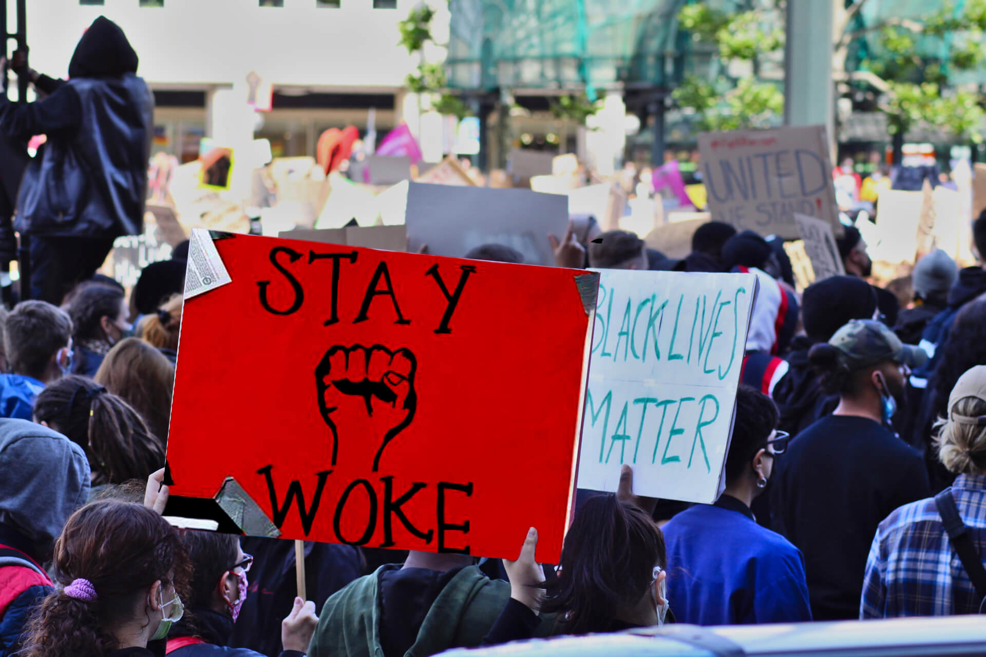 L’expression wokisme, ou la volonté de nous faire taire | TACK