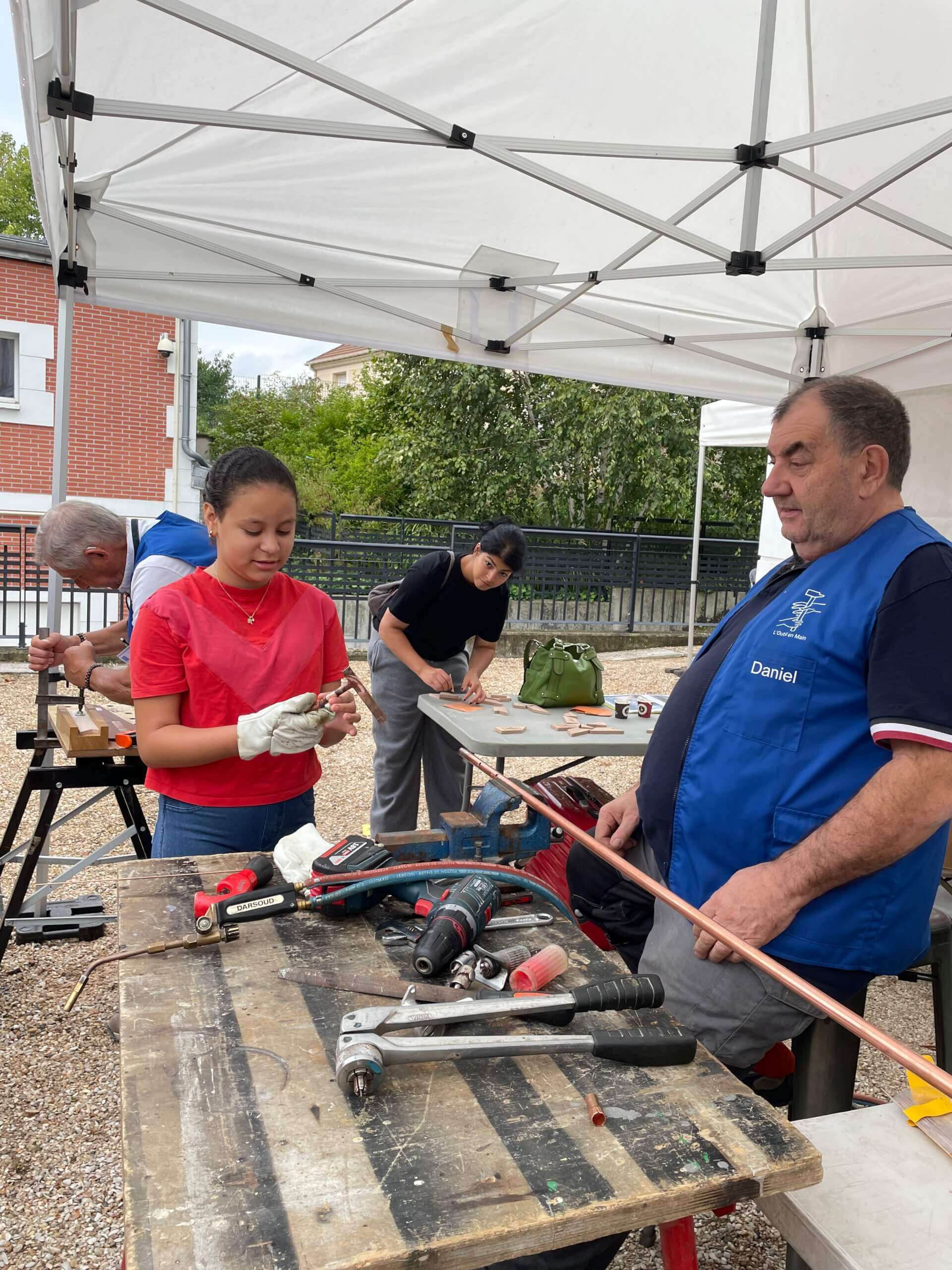 Une nouvelle association L'Outil en Main à Argenteuil | L'Outil en Main France