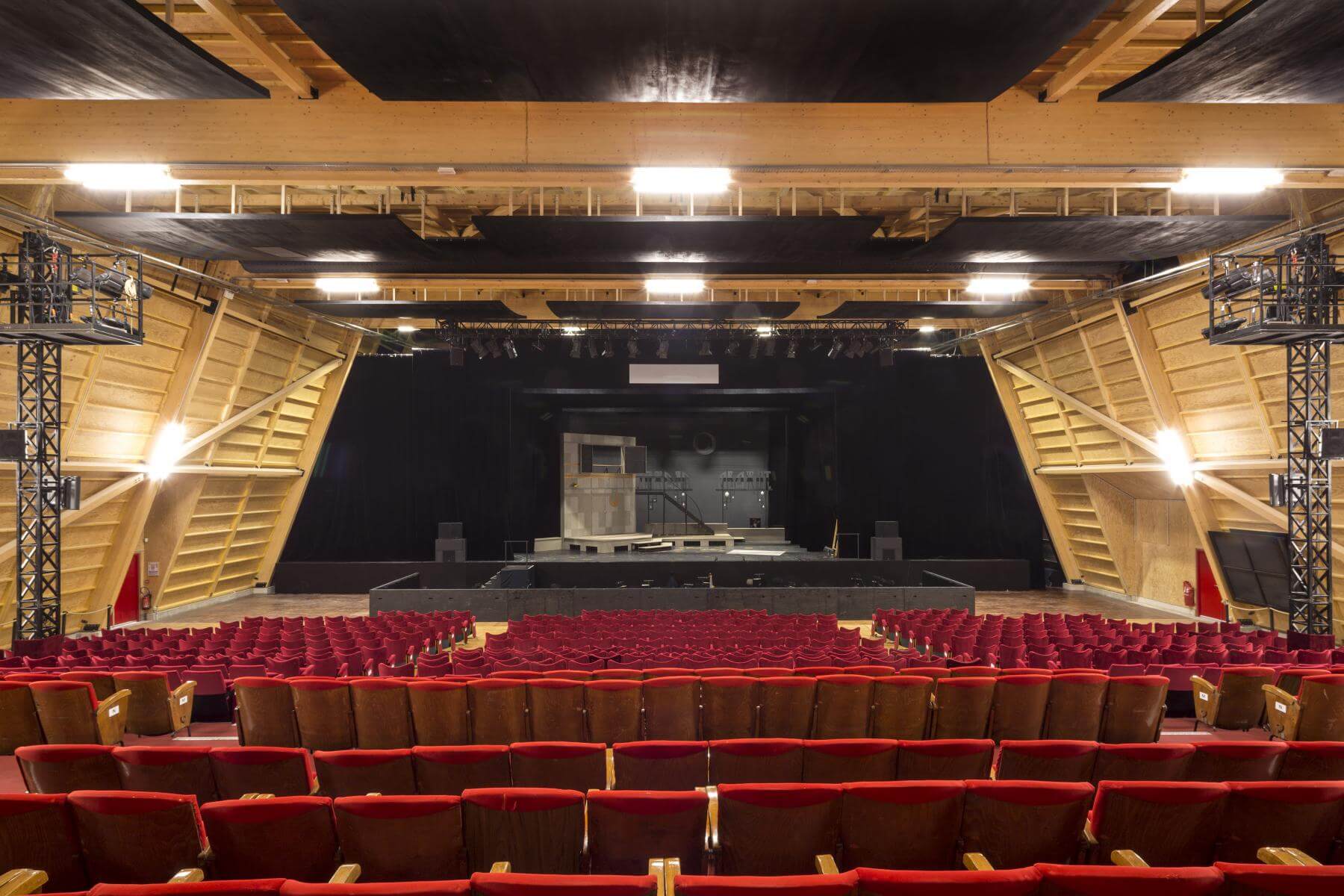 29 et 30 avril en matinée: Formation isolation phonique en construction bois, visioconférence | Fibois Sud