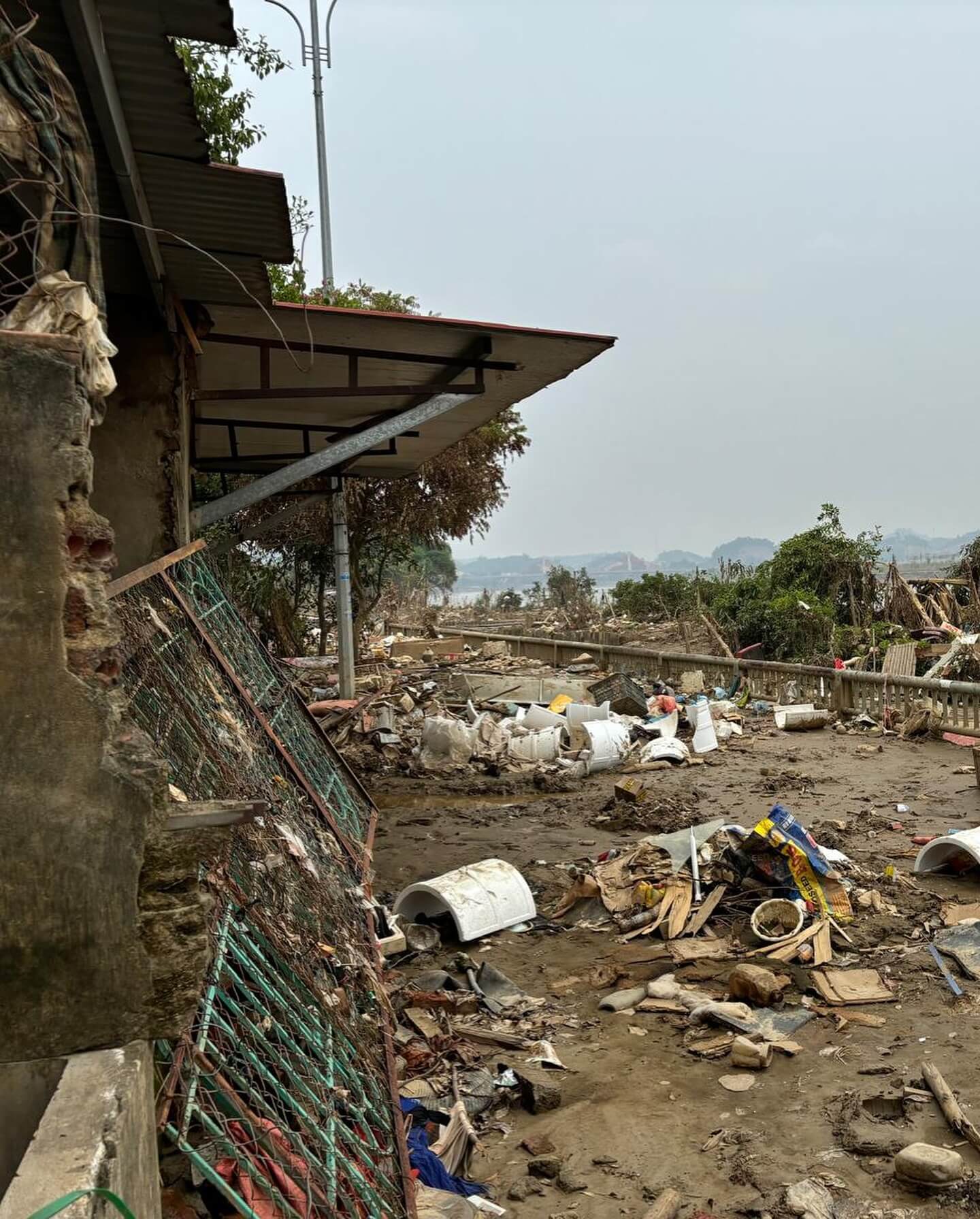 - | Sourires d'Enfants