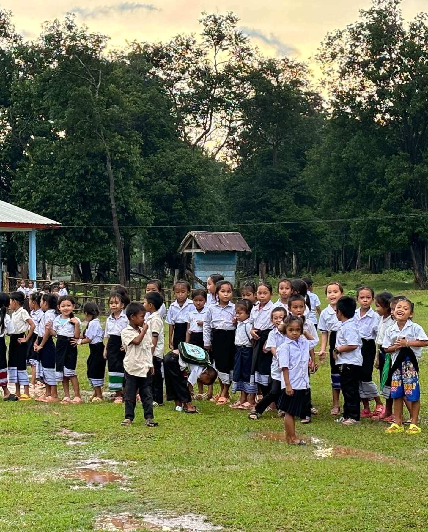 Laos - Prix de la meilleure ONG en matière d'éducation | Sourires d'Enfants