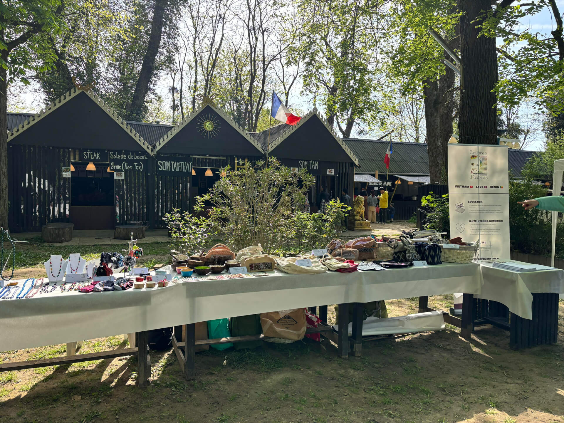 - | Sourires d'Enfants