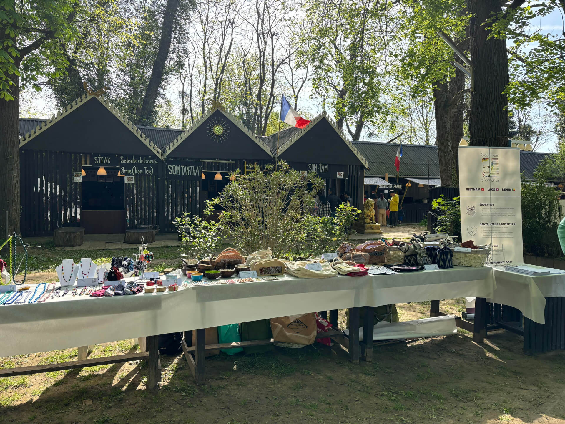 - | Sourires d'Enfants