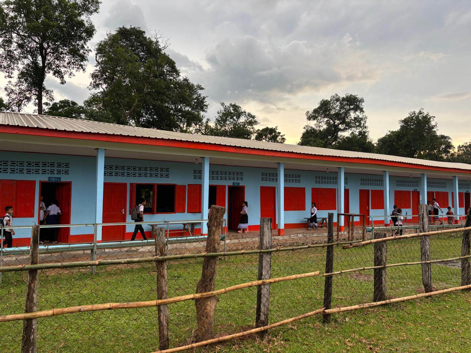 - | Sourires d'Enfants