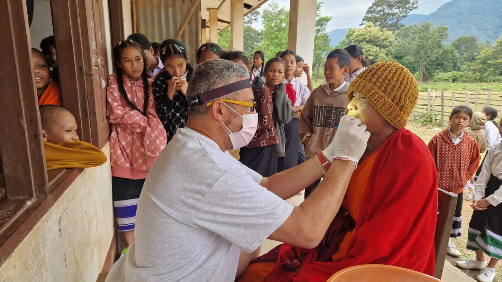 - | Sourires d'Enfants