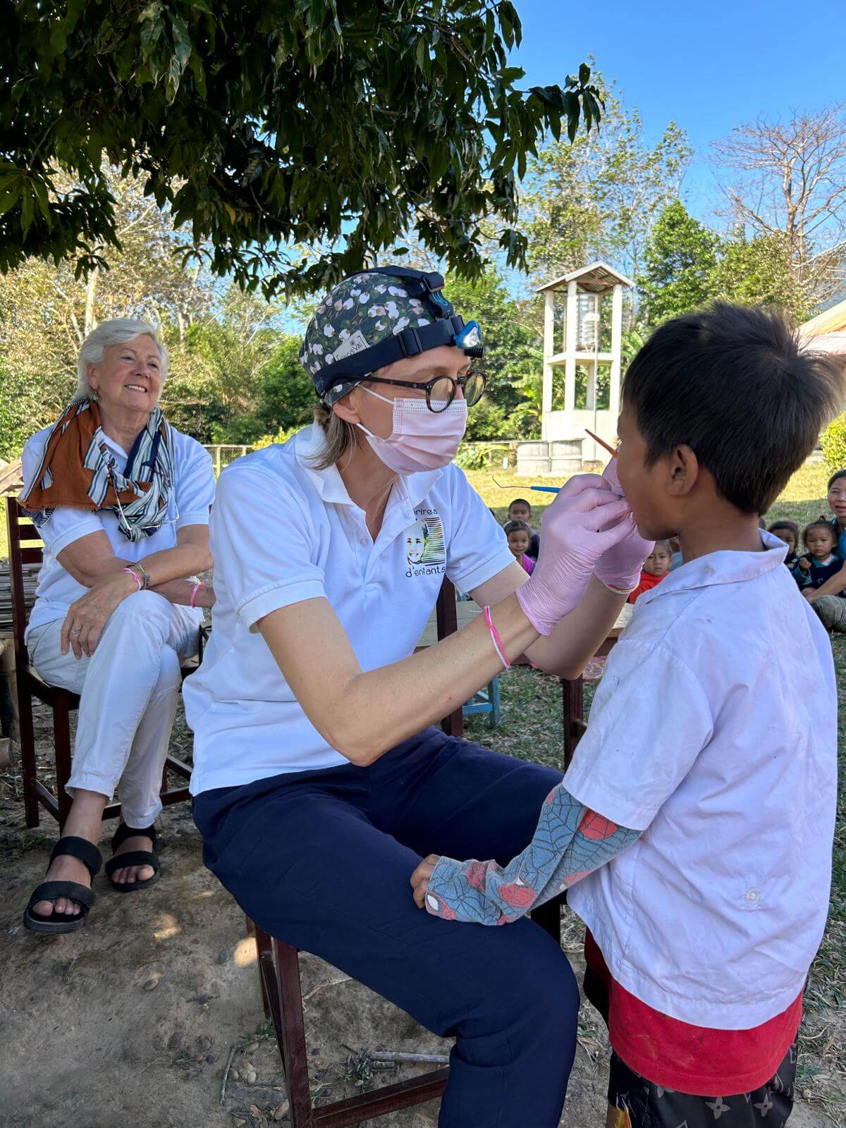 - | Sourires d'Enfants