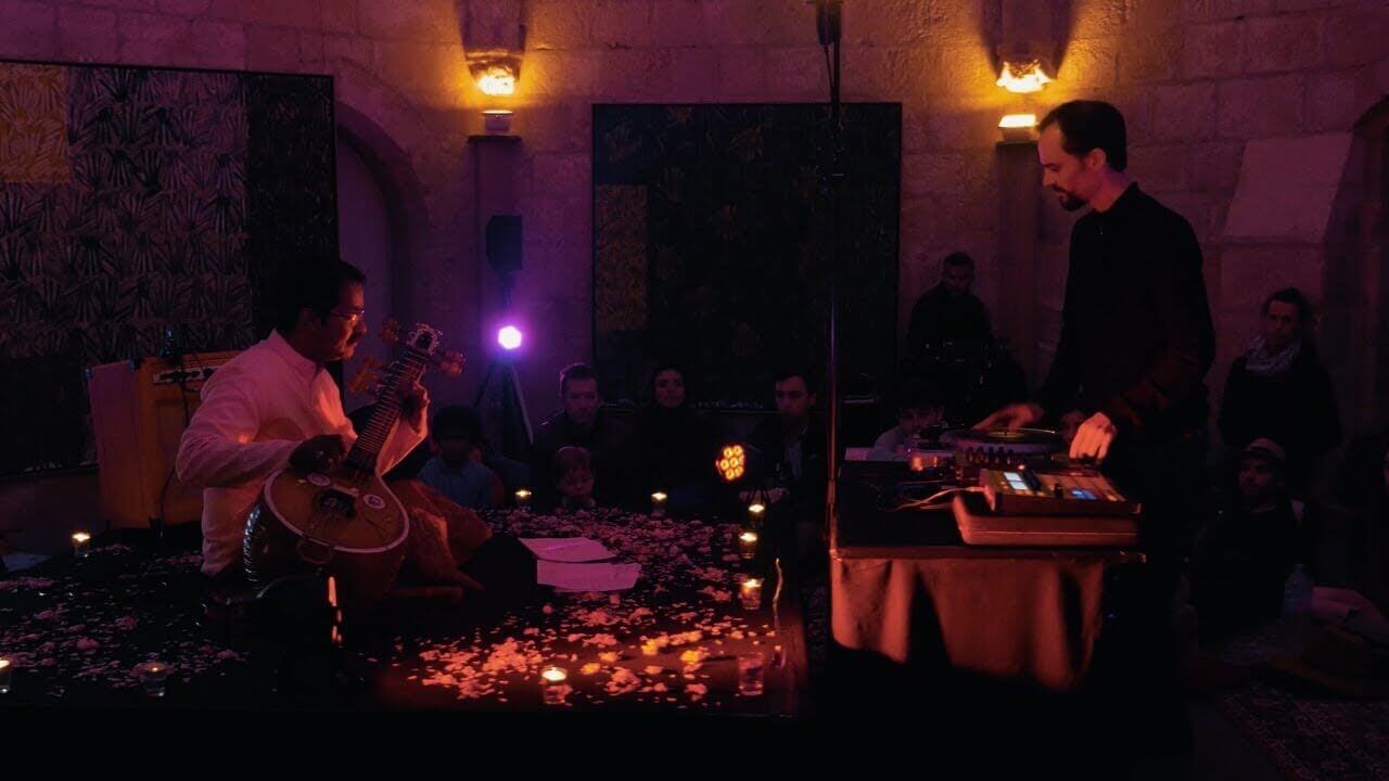 Jean du Voyage - Nakshathram (feat. V. Soundara Rajan) [Official Video]