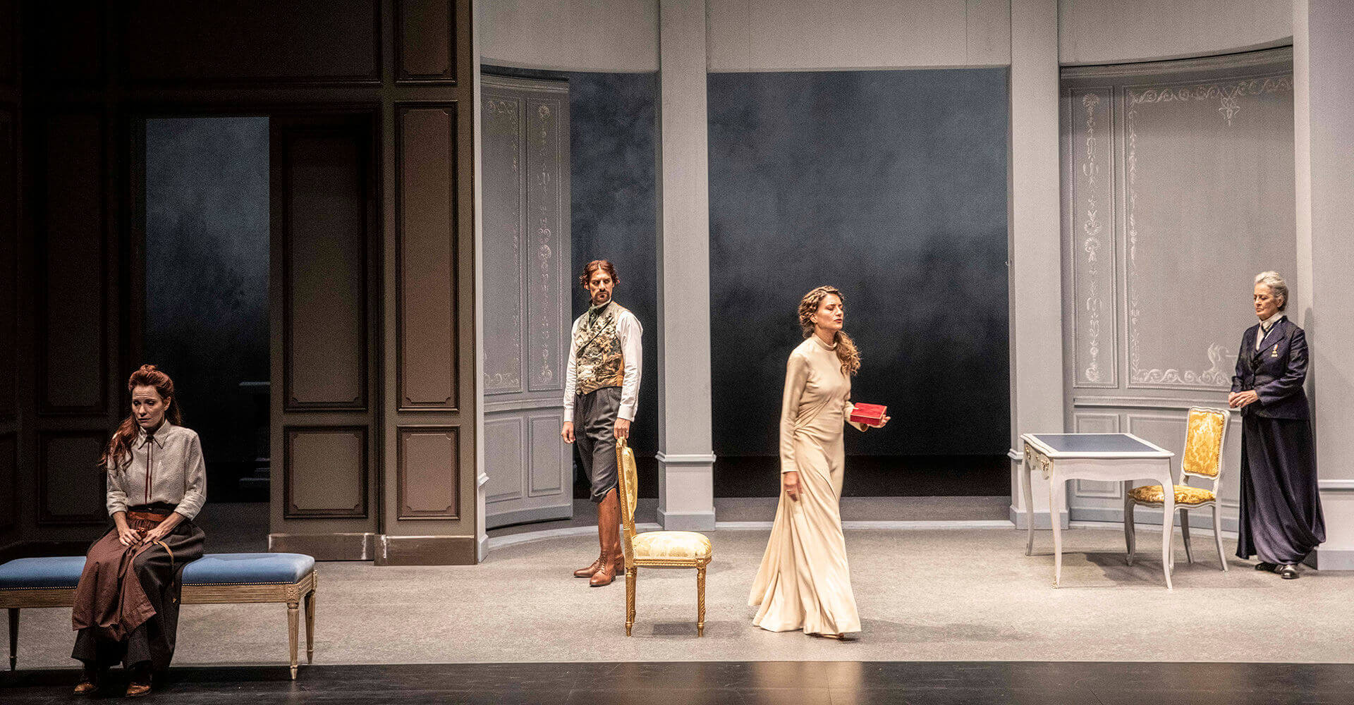 RENCONTRE PRO - Les Fausses confidences | La Réplique