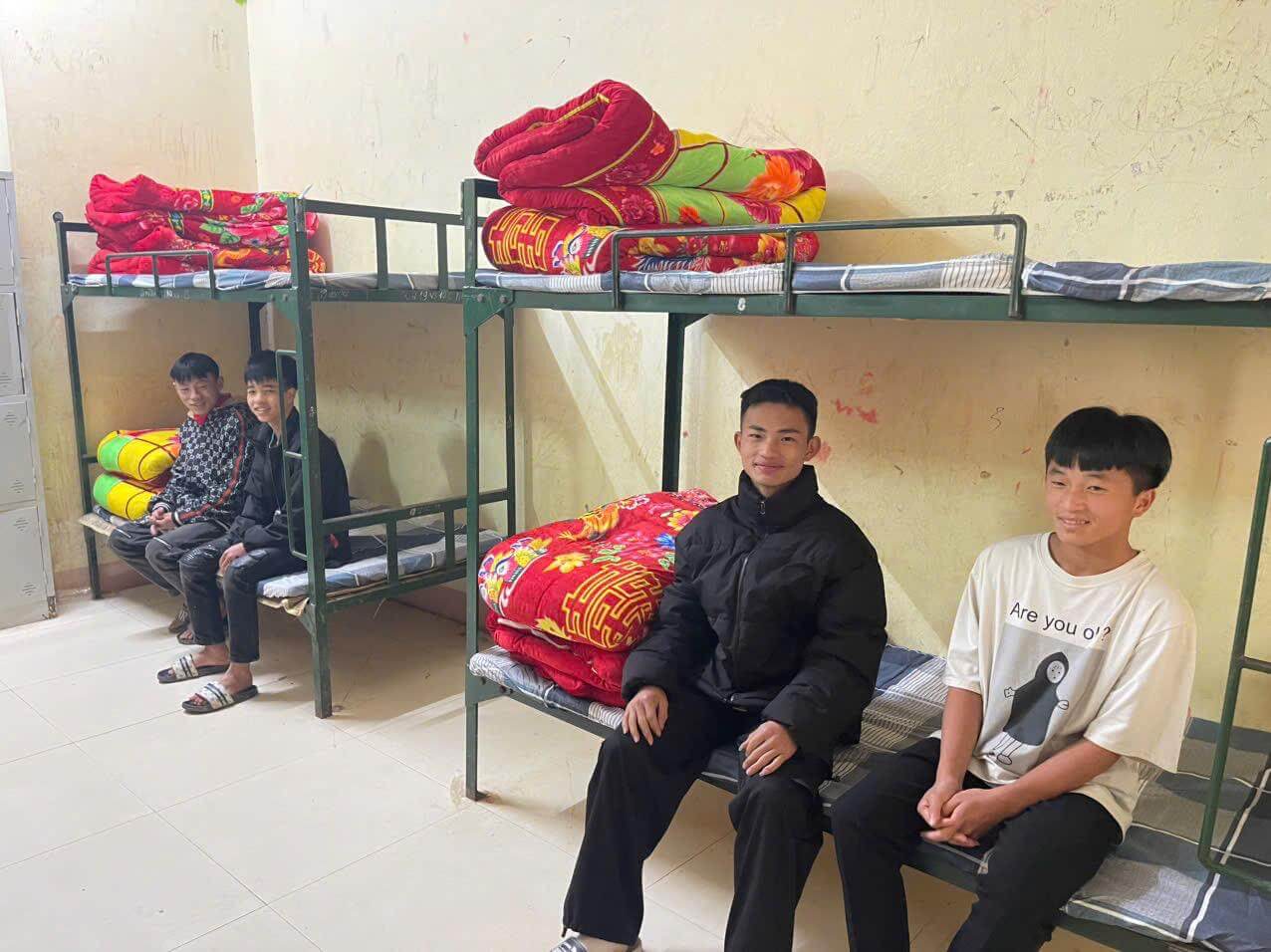 - | Sourires d'Enfants