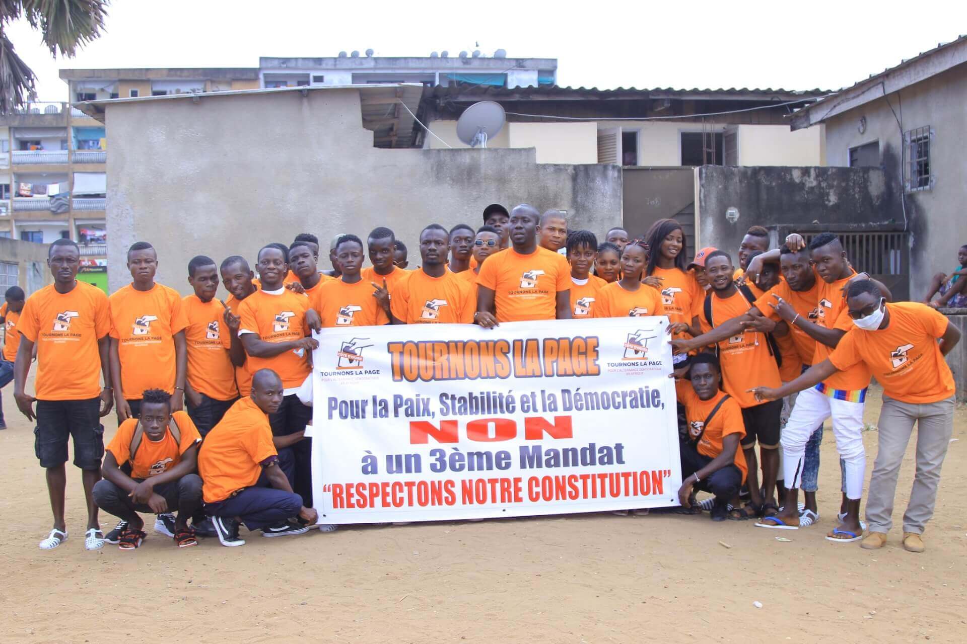 Déclaration des Organisations de la Société Civile et Mouvements Citoyens de la sous région Ouest-Africaine, sur la situation politique en République de Guinée. | Tournons la Page