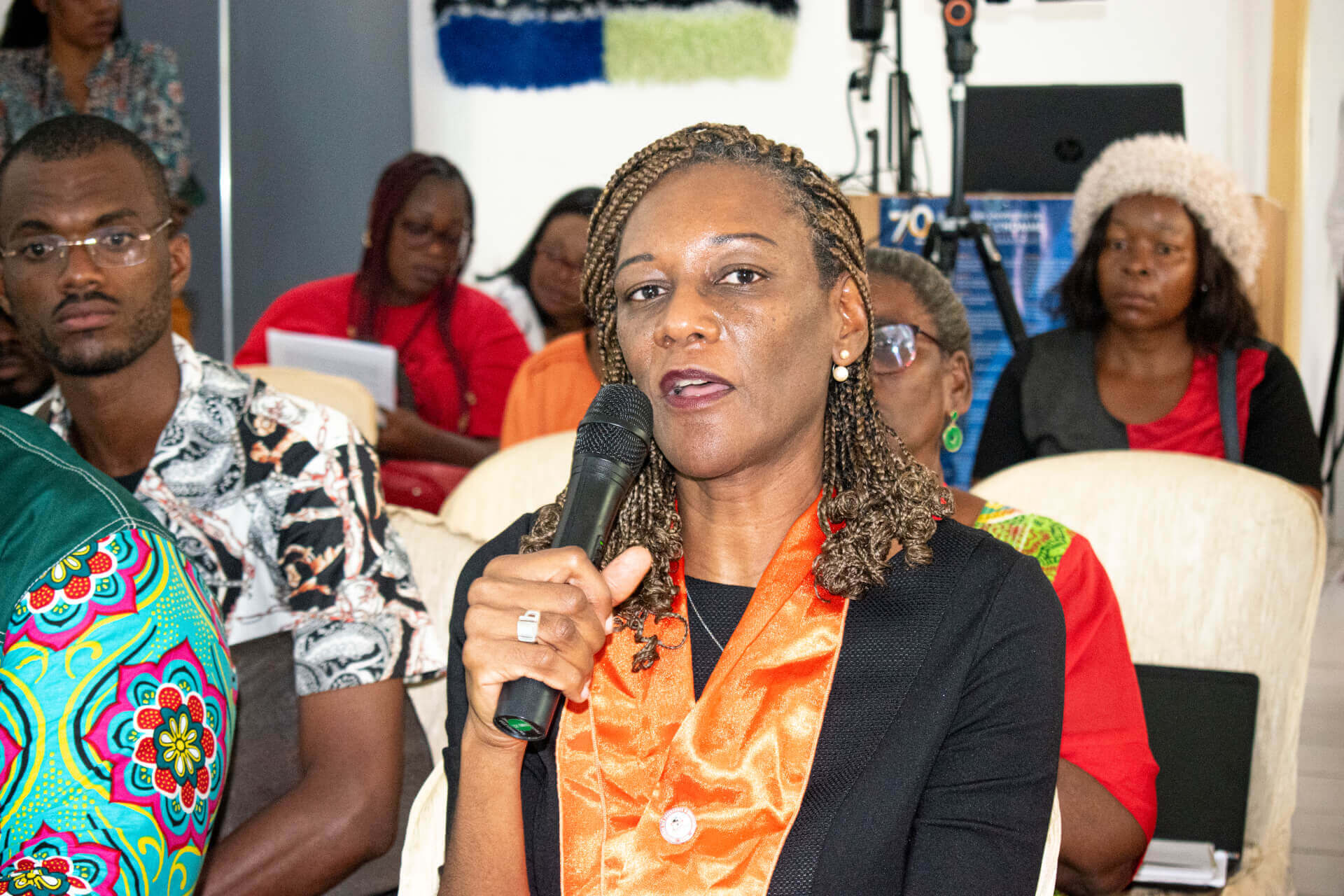 Contre le rétrécissement de l'espace civique et la violation des droits humains en période électorale au Gabon | Tournons la Page