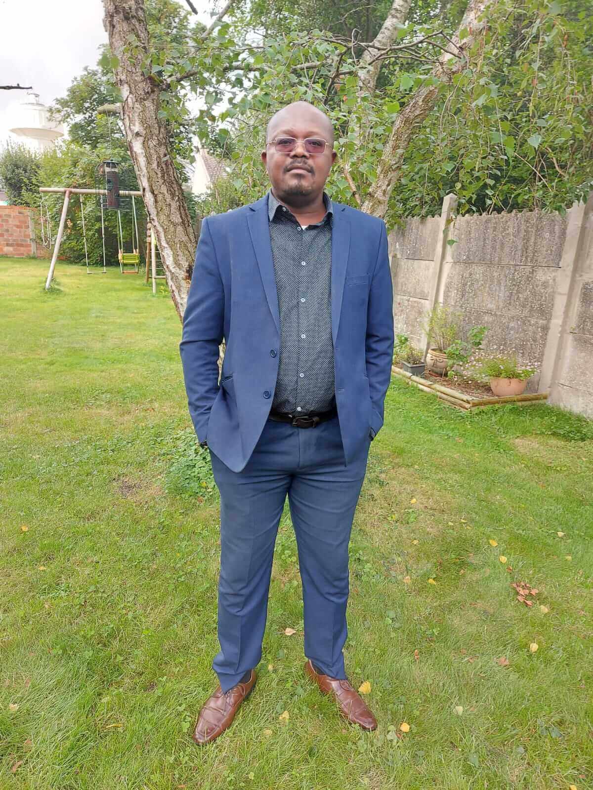 Abass Abdoul Aziz TANKO | Tournons la Page