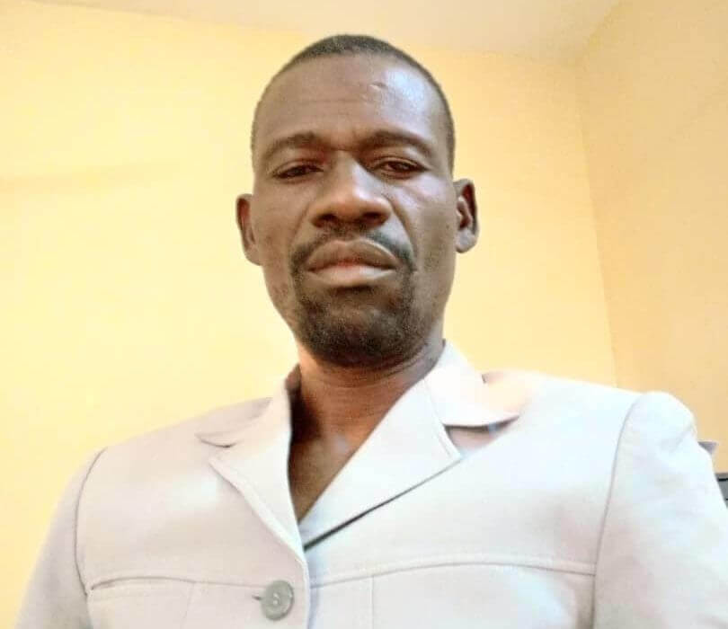 Karim TONKO | Tournons la Page