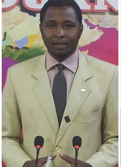 Moudi MOUSSA | Tournons la Page