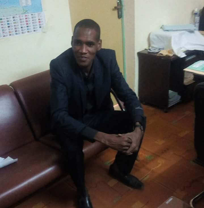 Elh Moustapha ADAM | Tournons la Page