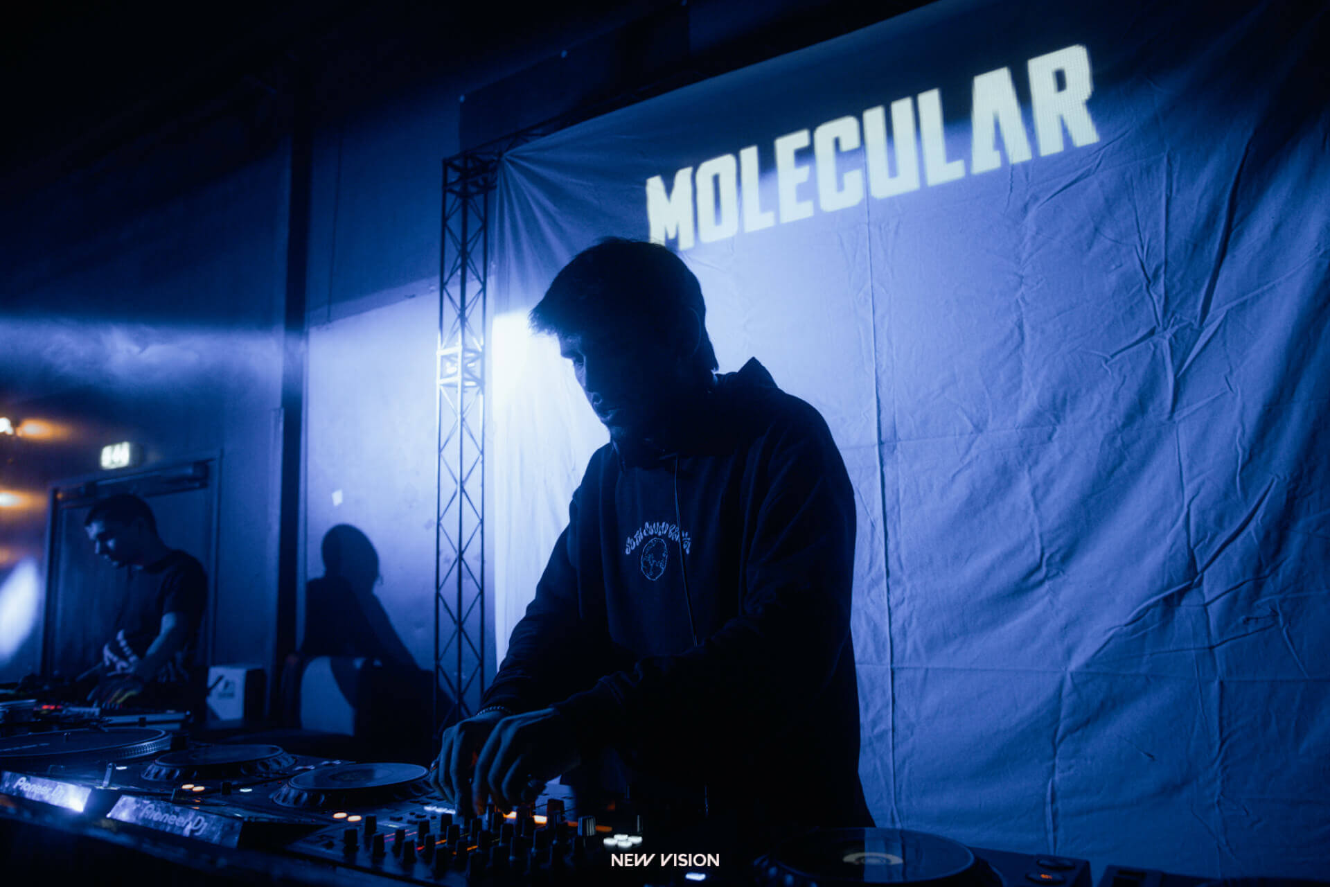 RETREAT #2 THE UNDERGROUND D&B RAVE | Physical Tool