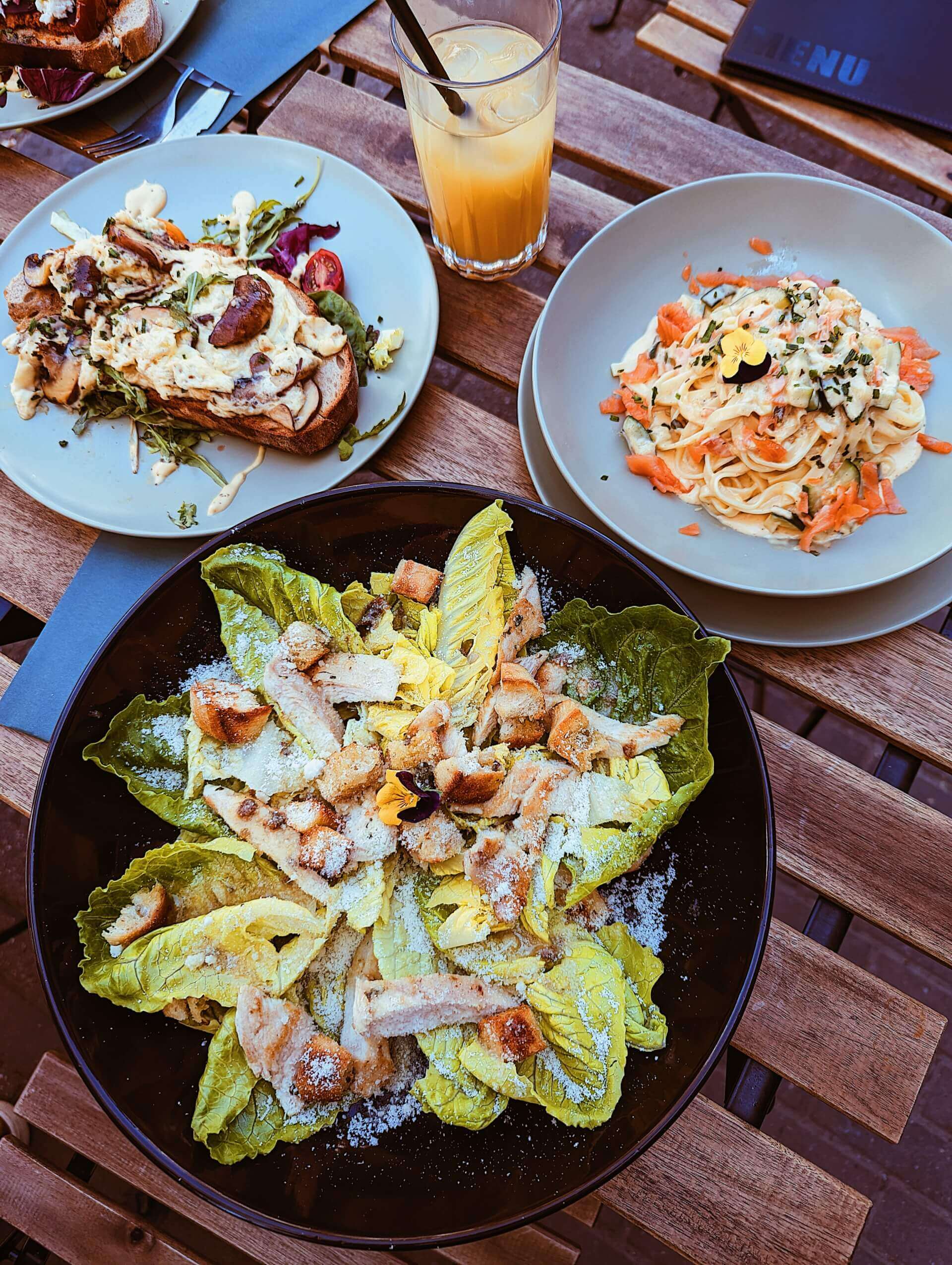 - | Le Reservoir Bar