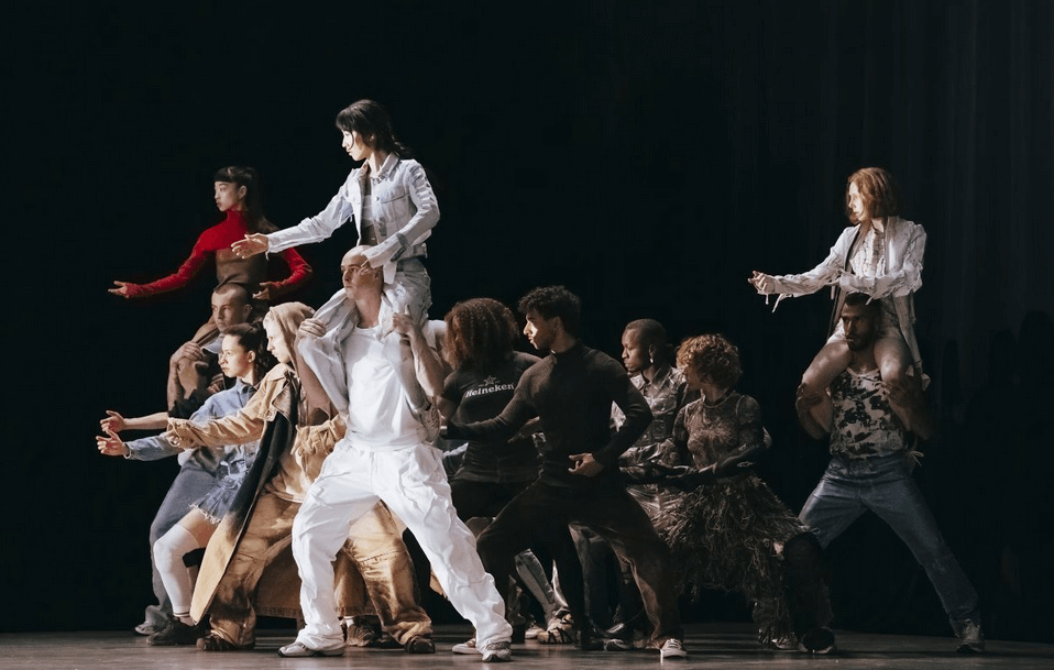 RENCONTRE PRO - Age of content | La Réplique