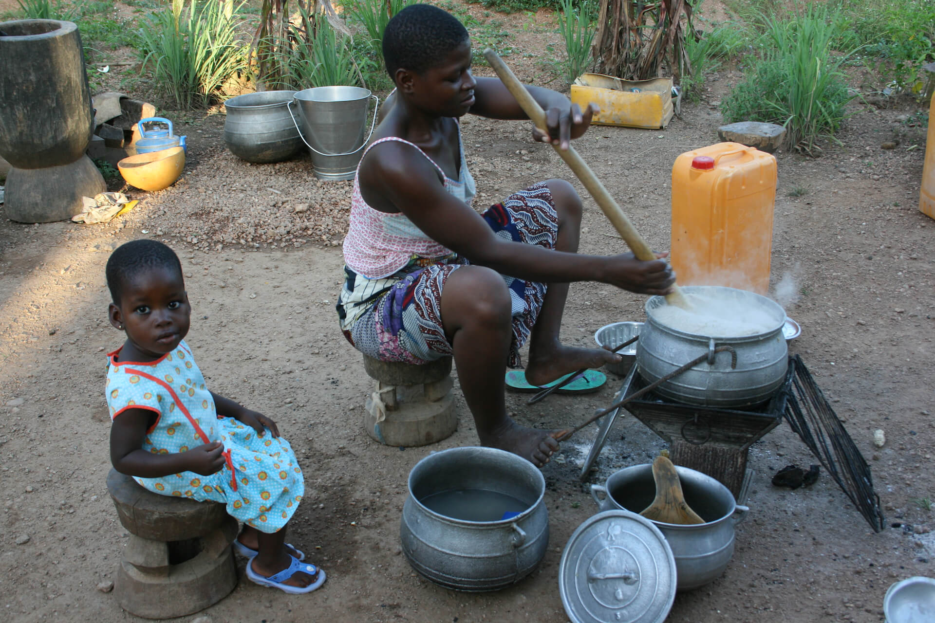 Bénin - distribution de denrées alimentaires | Sourires d'Enfants