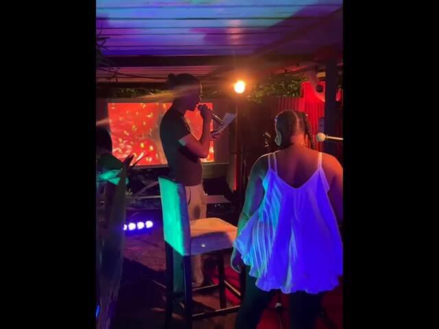 LECTURE EROTIQUE | Atoumo Prod