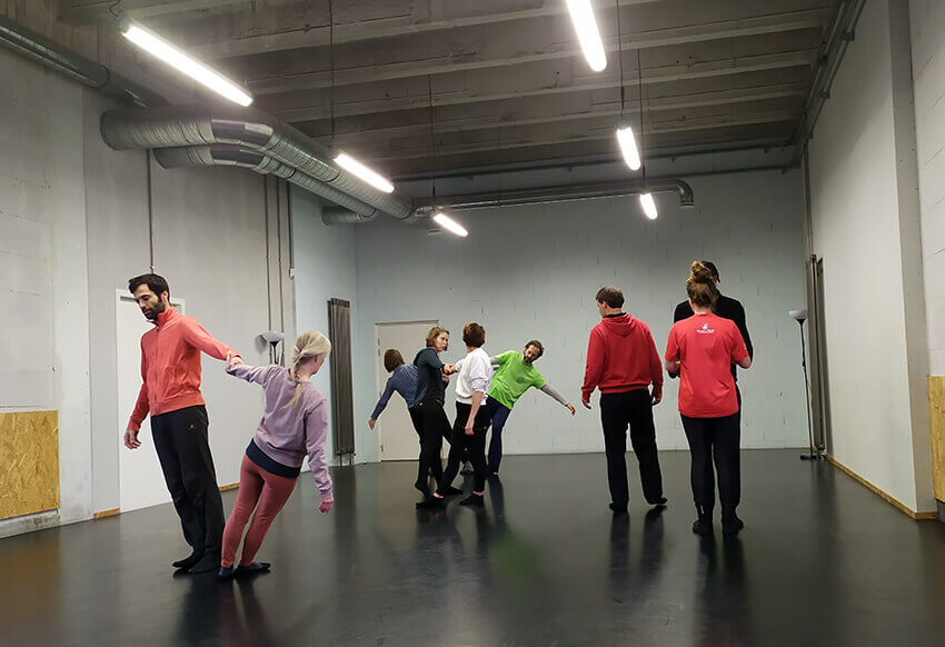 TRAINING RÉGULIER - Danse et portés | La Réplique