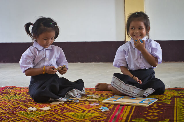 - | Sourires d'Enfants