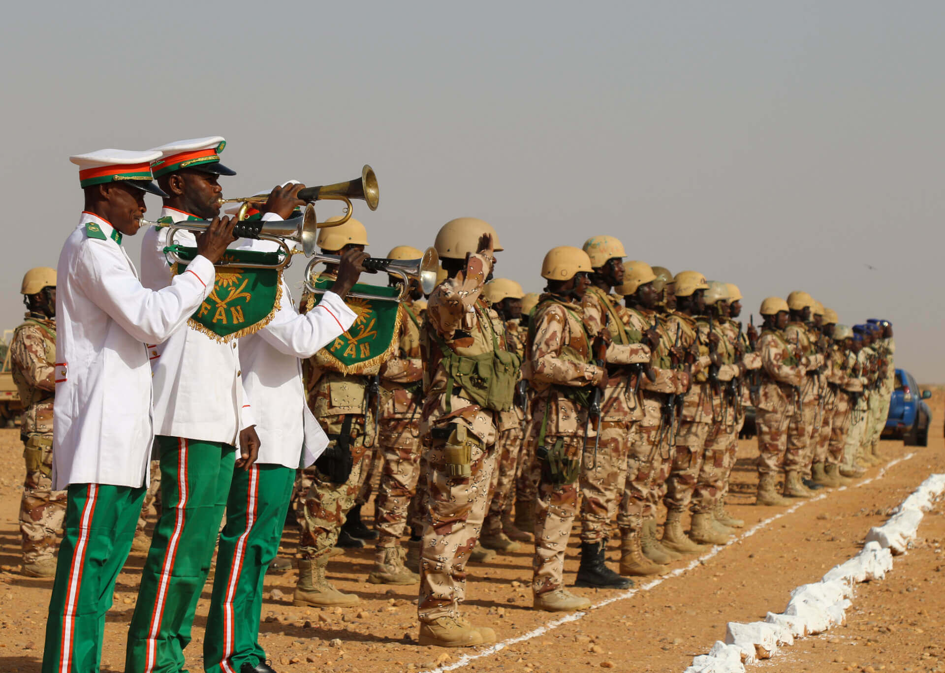 Niger - Tournons La Page (TLP), TLP-Niger, le ROTAB et Alternative Espaces Citoyens demandent l’ouverture d’une enquête dans l’affaire dite « MDN GATE » | Tournons la Page