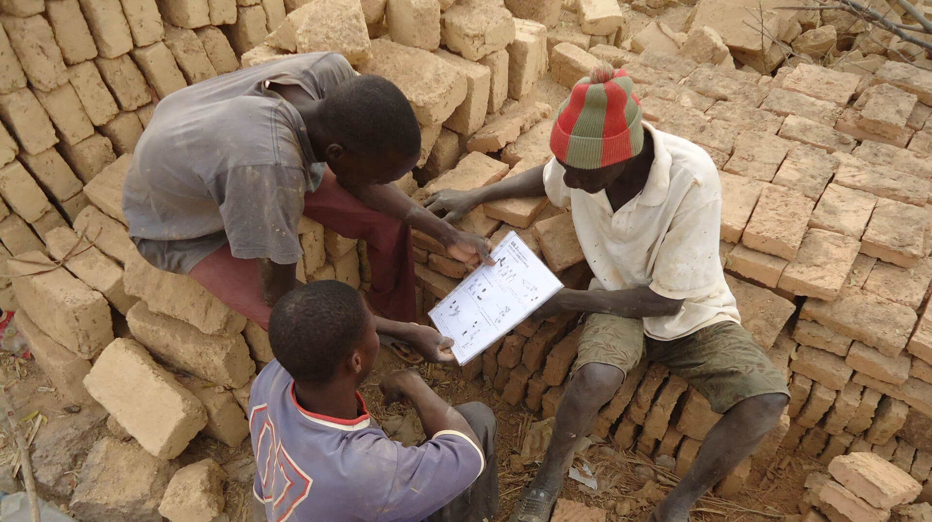 Mobilisation et transfert aux partenaires locaux | La Voûte Nubienne