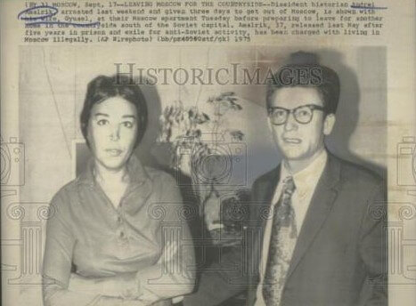 Nước mắt, tự do và hoa | Vietnam Fraternité