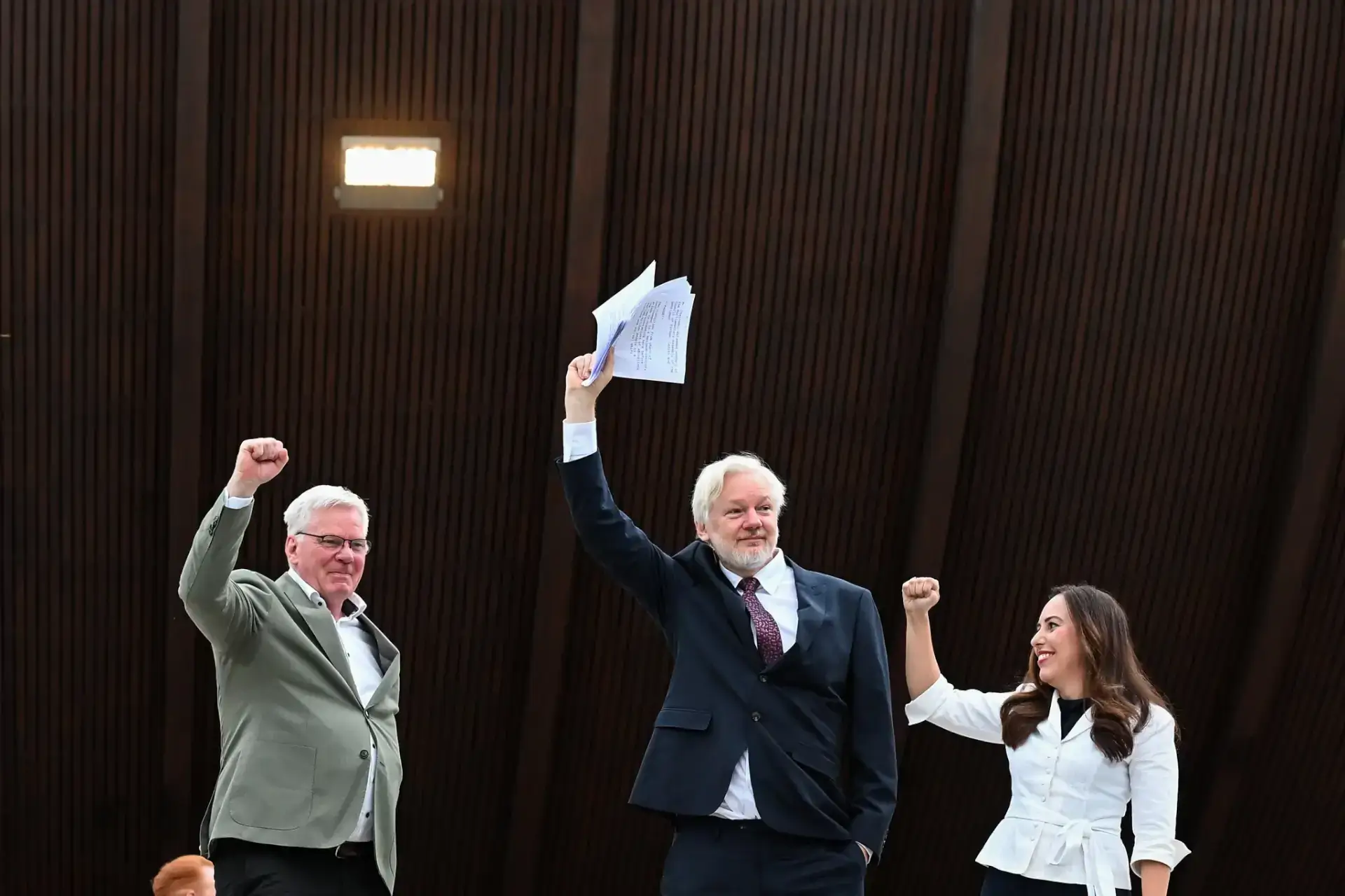 JULIAN ASSANGE / WIKILEAKS | Per a Pace