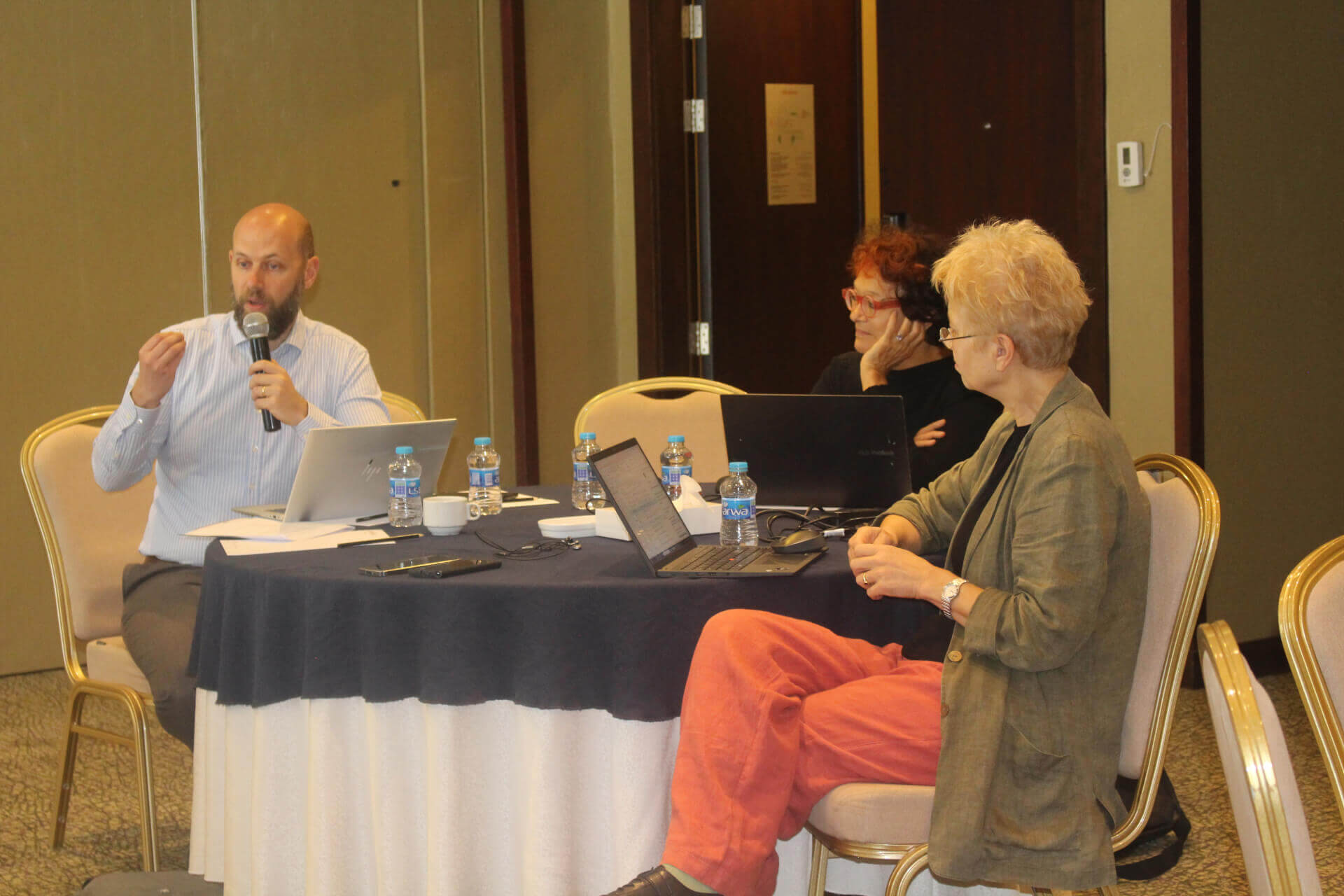 - | EFI - EuroMed Feminist Initiative