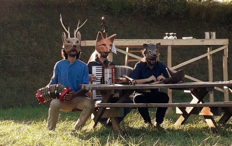 LABO D'ARTS VIVANTS - Espace, matériaux et masques : quelle poétique ? | La Réplique