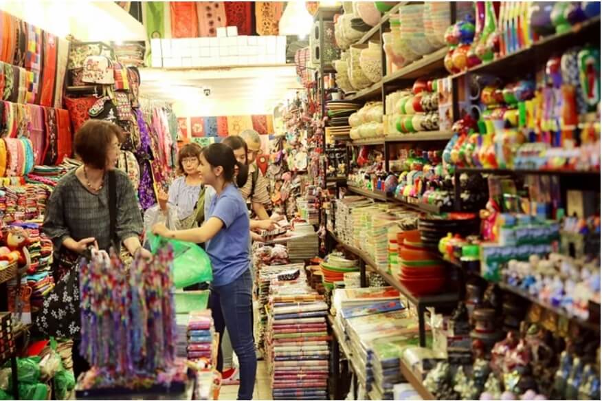 Muốn tiểu thương khai thuế minh bạch, chính quyền phải làm sạch mình trước | Vietnam Fraternité