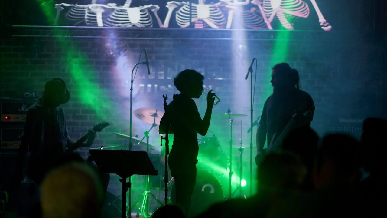 Lostunfound chez Michel Musique à Grenoble | Valentin Joyaud