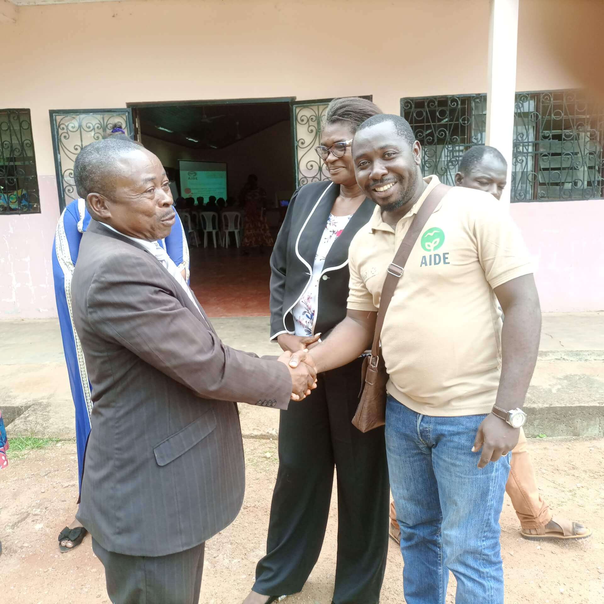 - | Appui aux Initiatives de Développement - AIDE Cameroun