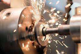 Tourneur/se sur métal | L'Outil en Main France