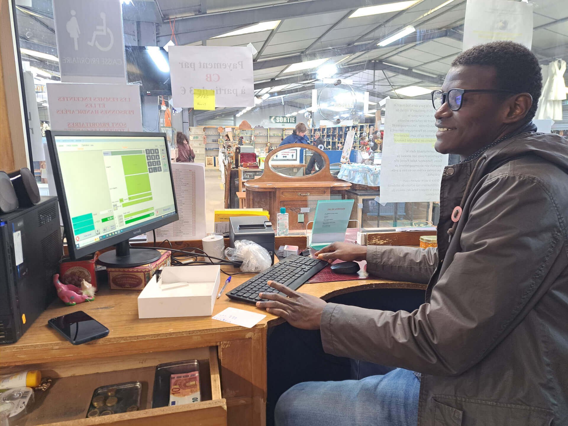 - | Emmaüs Parempuyre