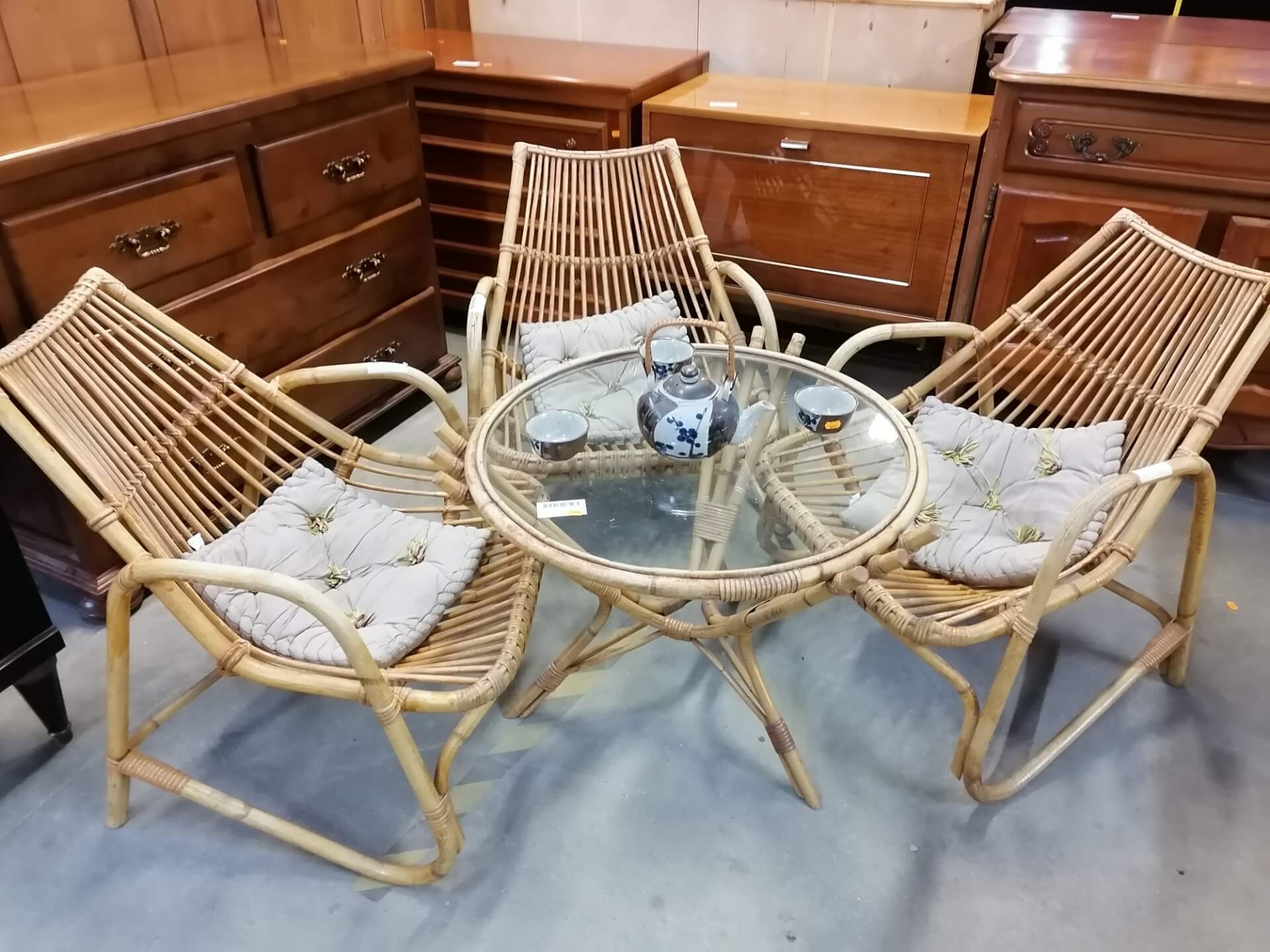 - | Emmaüs Parempuyre