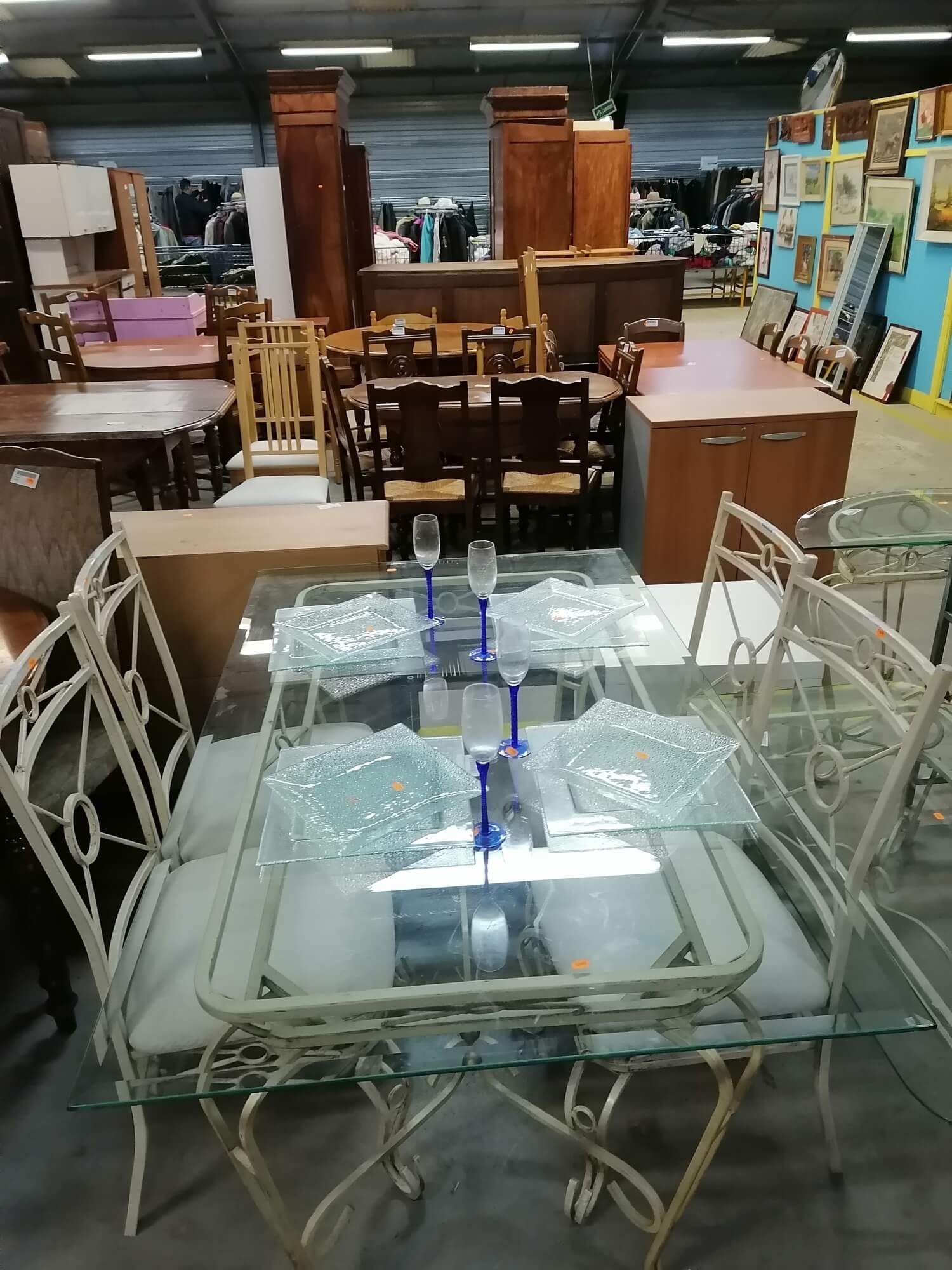 - | Emmaüs Parempuyre