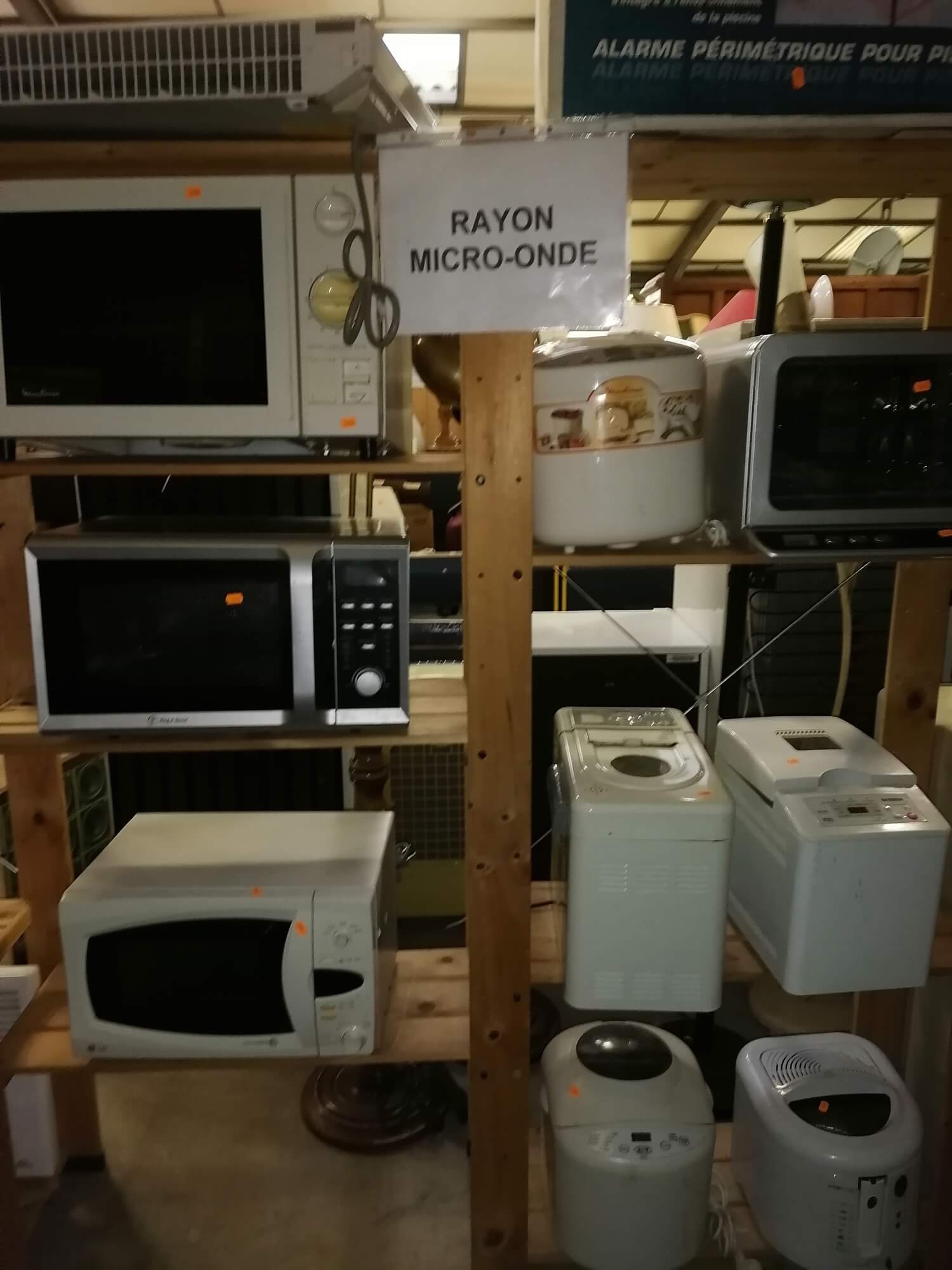 - | Emmaüs Parempuyre